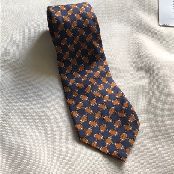 CHANEL Other - Chanel tie